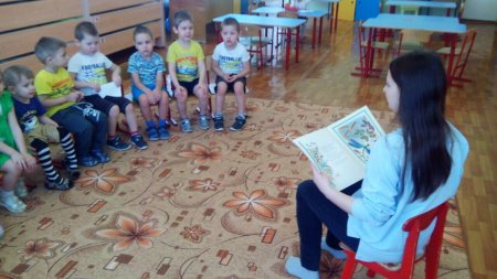 Родители читают басни Ивана Крылова