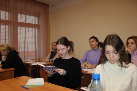 ОБМЕН ПРАКТИЧЕСКИМ ОПЫТОМ –  ВАЖНЫЙ КОМПОНЕНТ СОВРЕМЕННОГО ОБРАЗОВАНИЯ